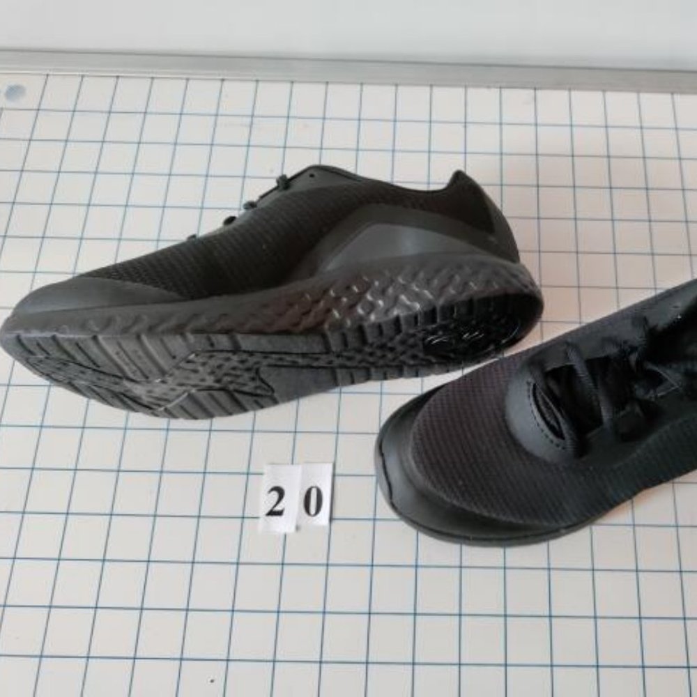Women's Athletic Shoes